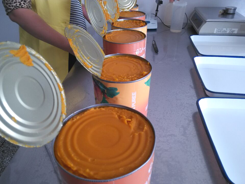 Canned Pumpkin for Thanksgiving day